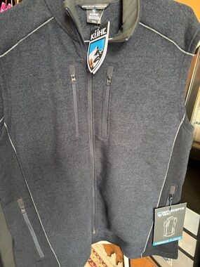 Men’s KUHL Interceptor Navy Vest Full-Zip - NWT